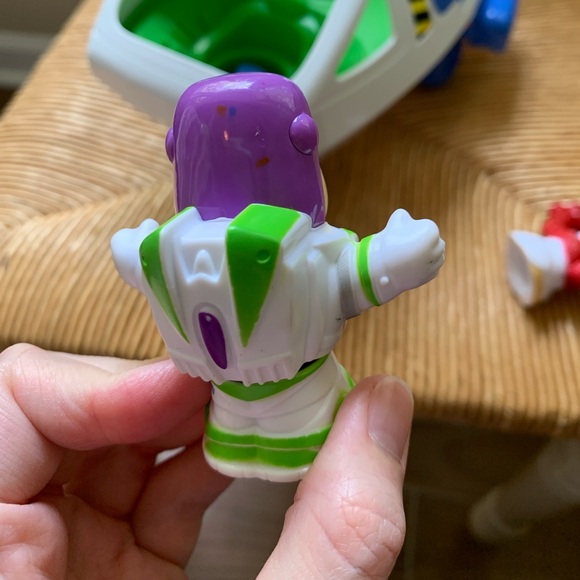 Little People Toy Story Buzz Lightyear Spaceship with Lights & Sounds 🚀 - Picture 6 of 9